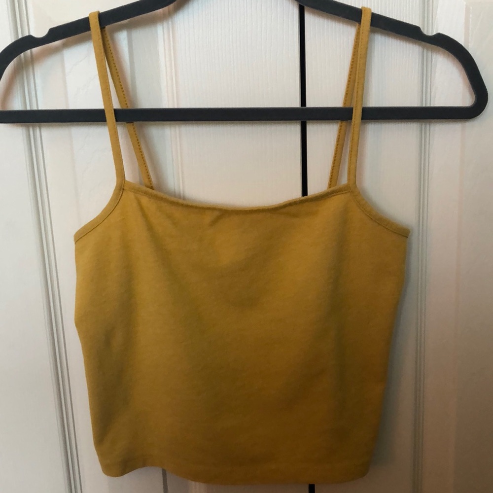 Cropped yellow tank top